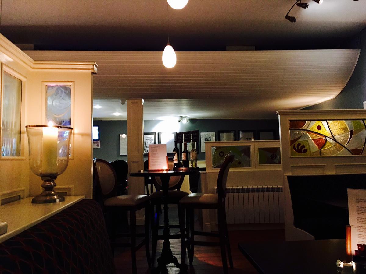 Alcock & Brown Hotel Клифден Экстерьер фото